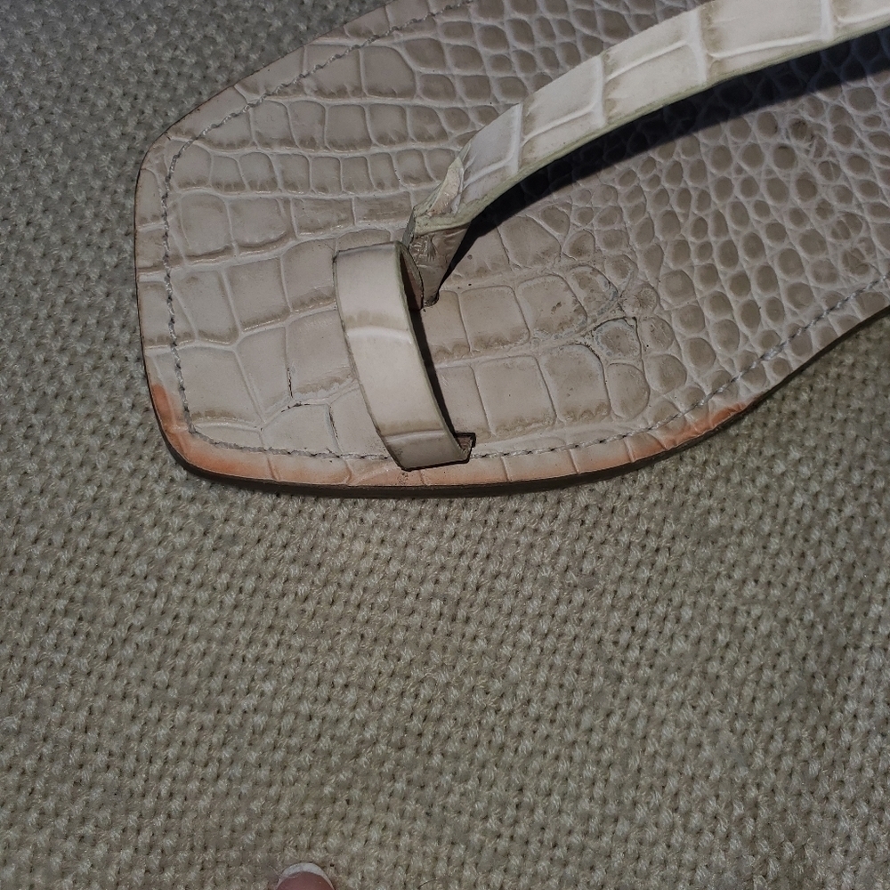 Vince Camuto sandals - Picture 4 of 5